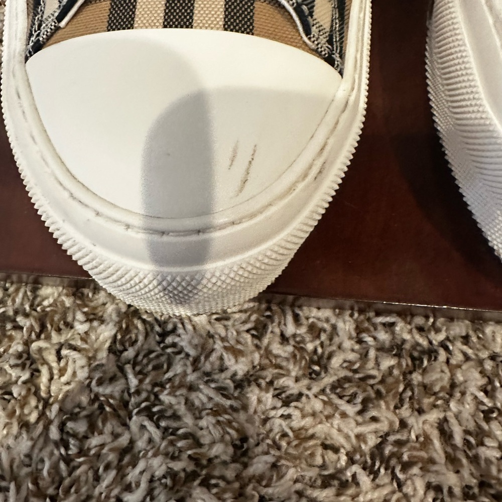 Burberry Men's Vintage Check Low-Top Sneakers - Picture 6 of 11